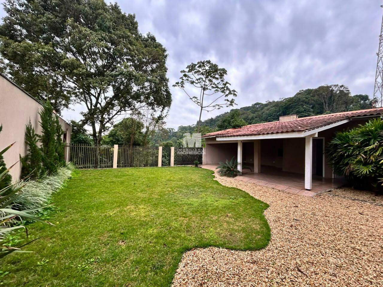 Casa para aluguel no bairro Centro I: 