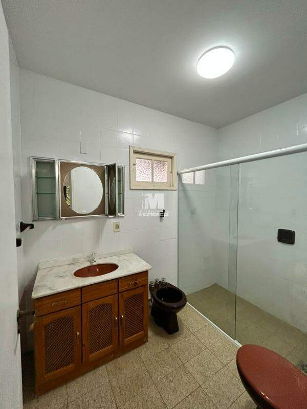 Casa para aluguel no bairro Centro I: 