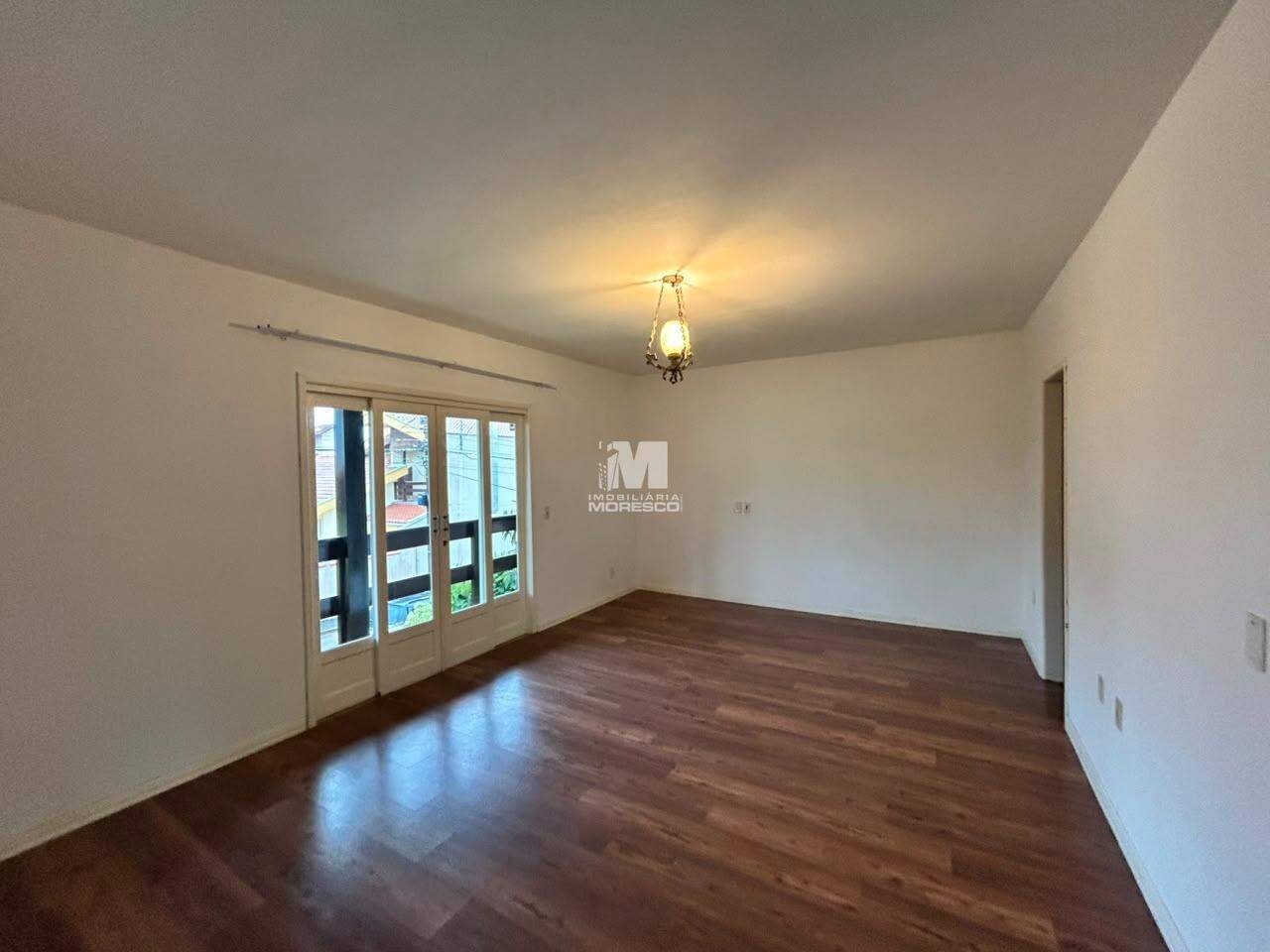Casa para aluguel no bairro Centro I: 