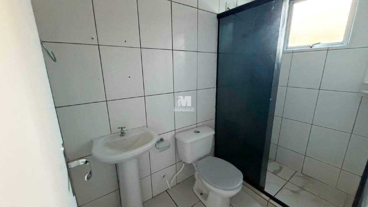 Apartamento à venda no bairro Cedrinho: 