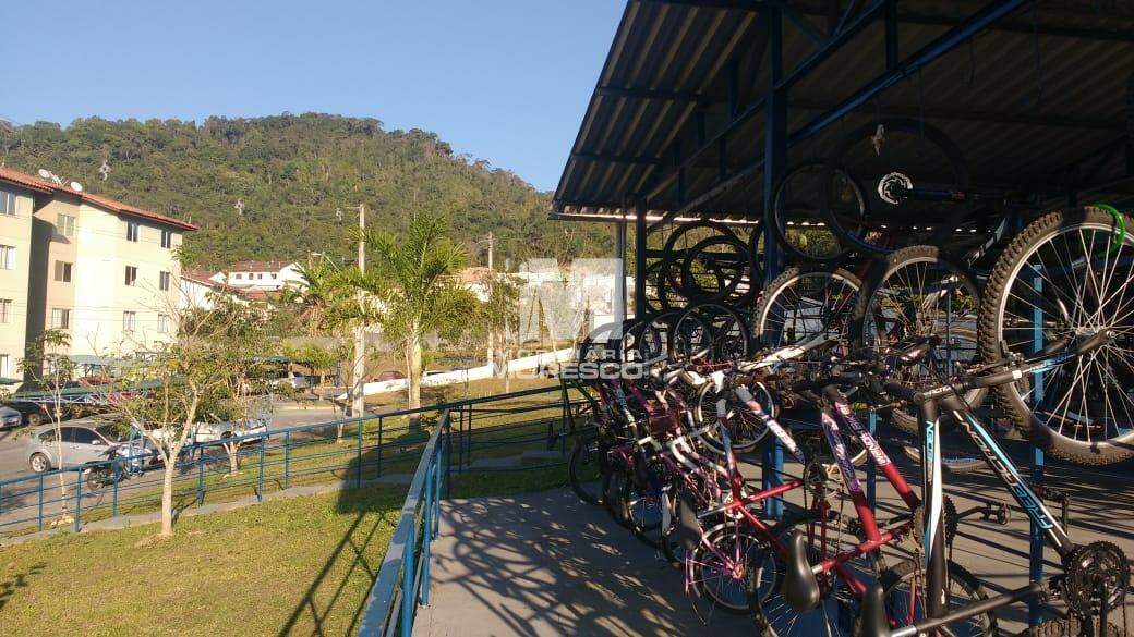 Apartamento à venda no bairro Cedrinho: 