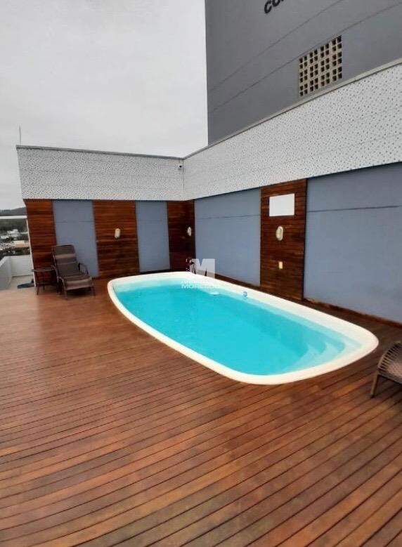 Apartamento à venda no bairro Santa Terezinha: 
