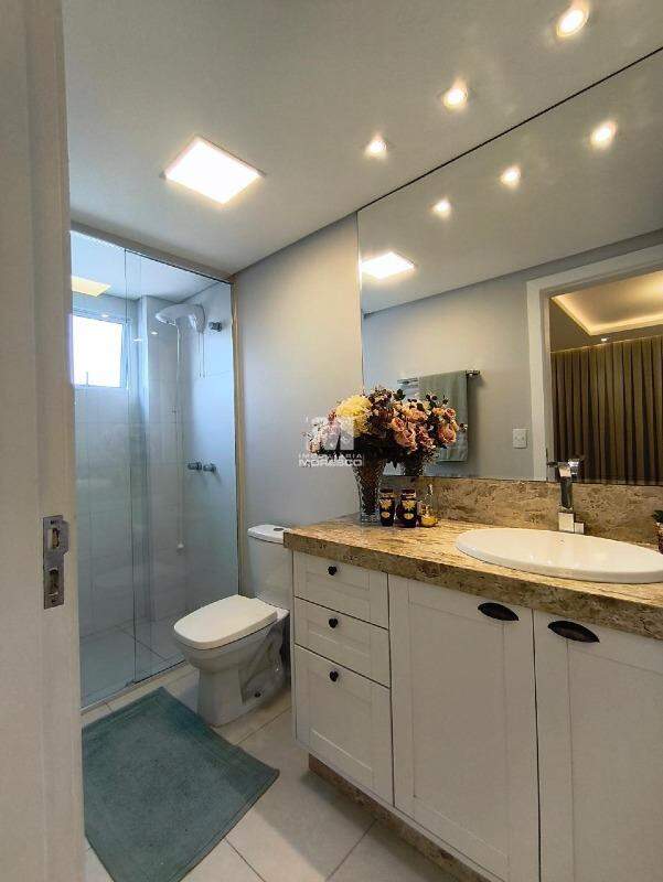 Apartamento à venda no bairro Centro I: 