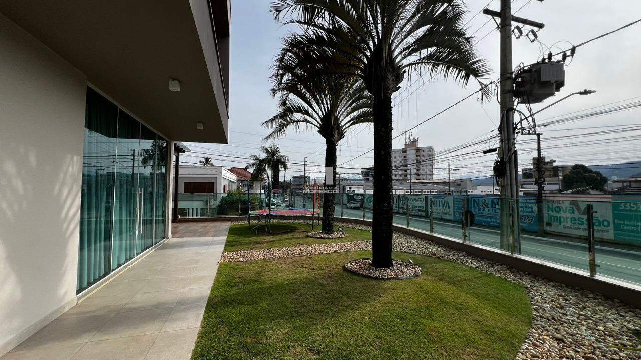 Apartamento para aluguel no bairro Centro II: 