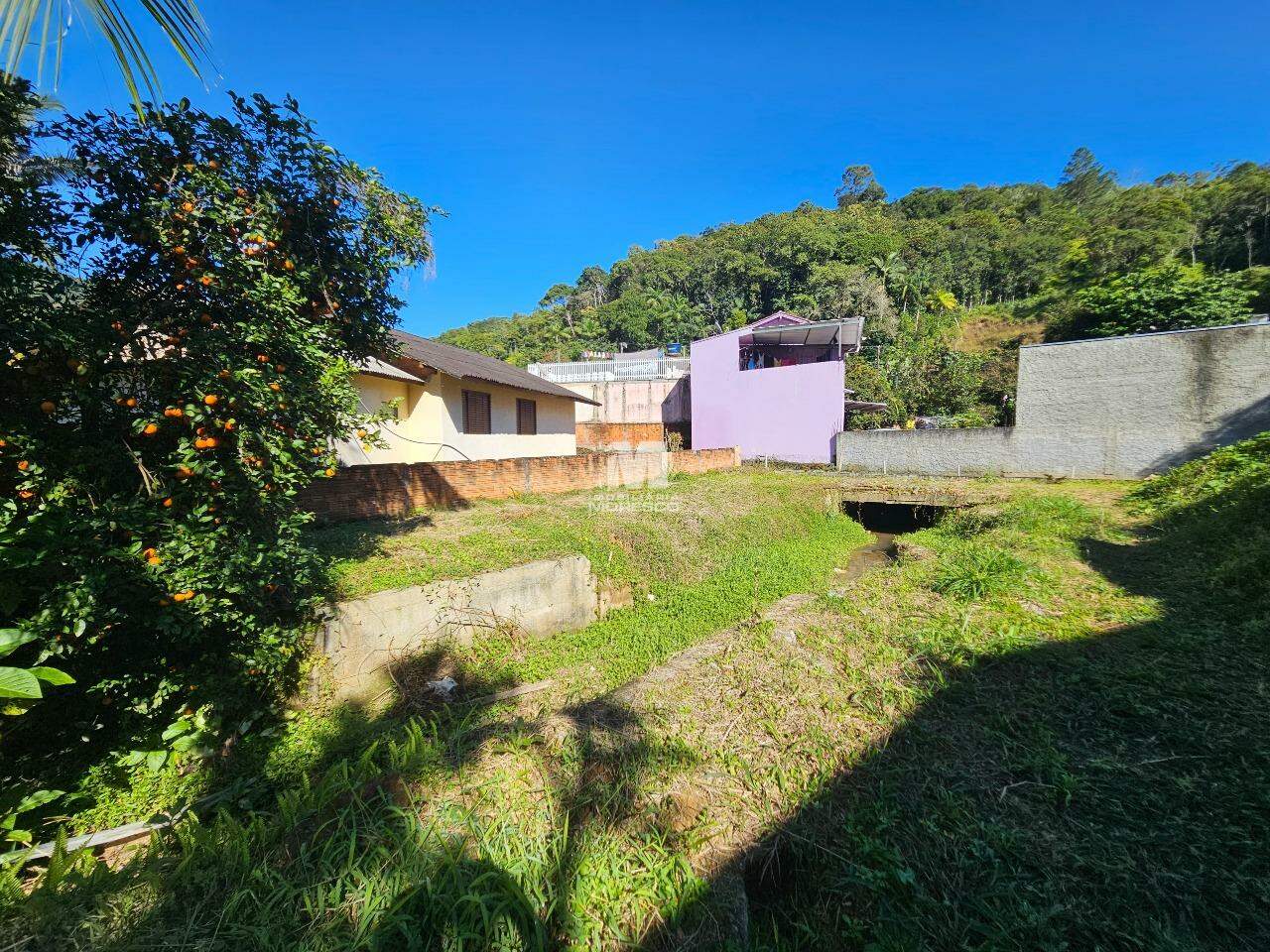 Casa à venda no bairro Santa Luzia: 