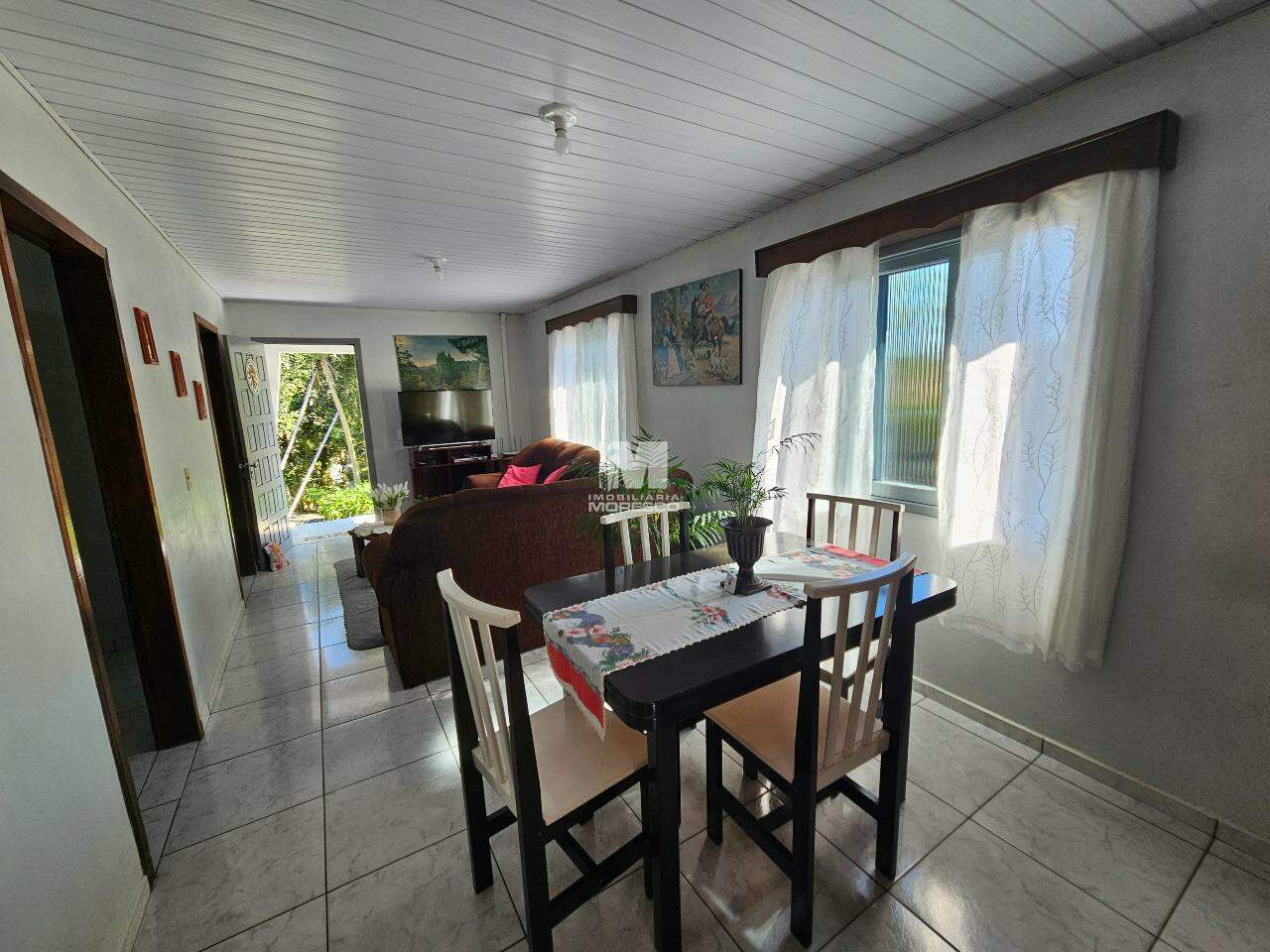 Casa à venda no bairro Santa Luzia: 