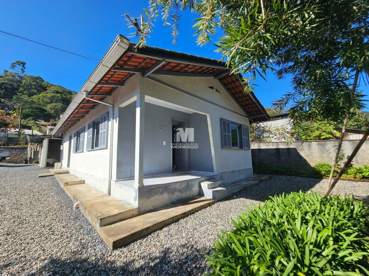 Casa à venda no bairro Santa Luzia: 