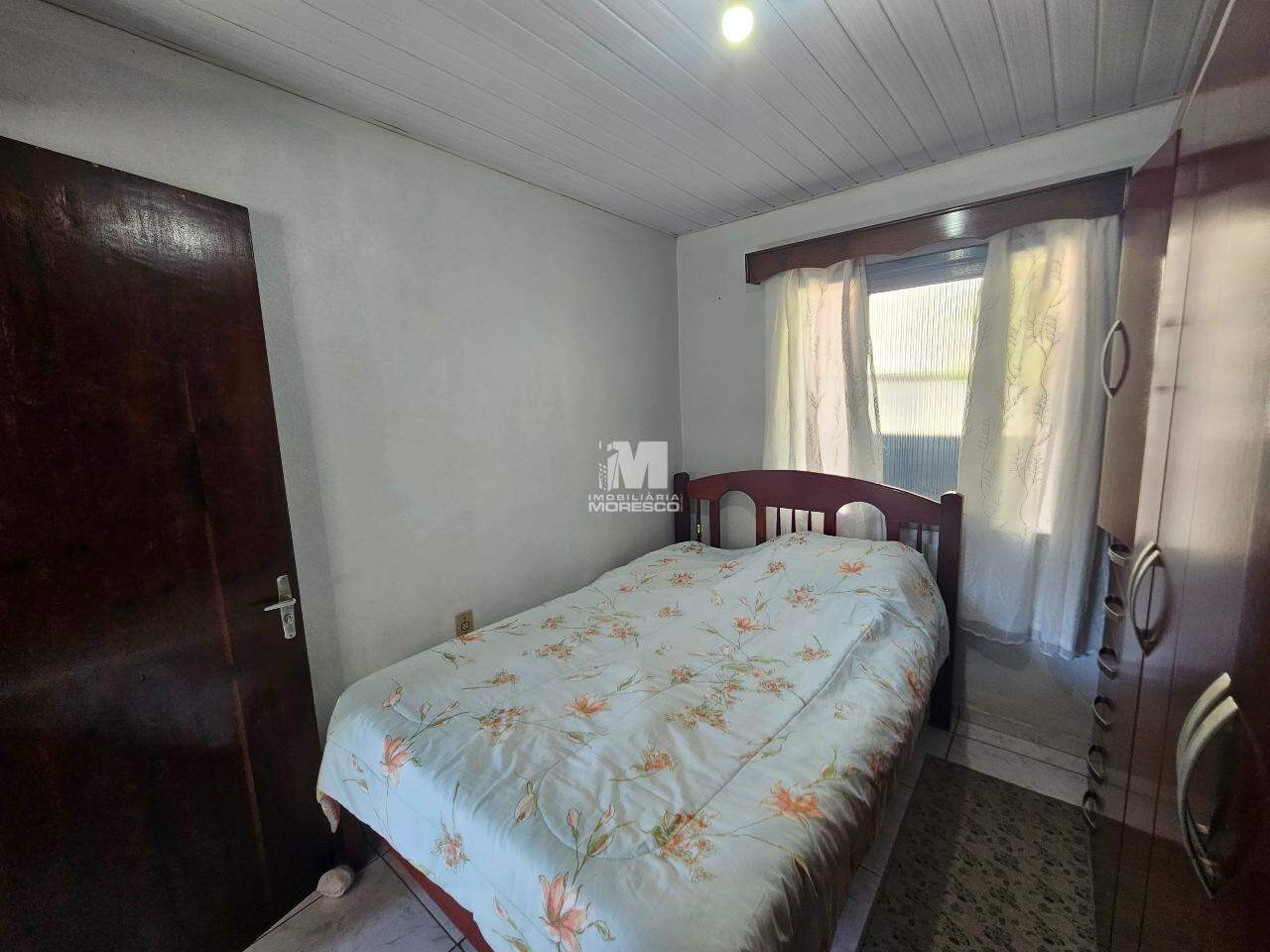 Casa à venda no bairro Santa Luzia: 