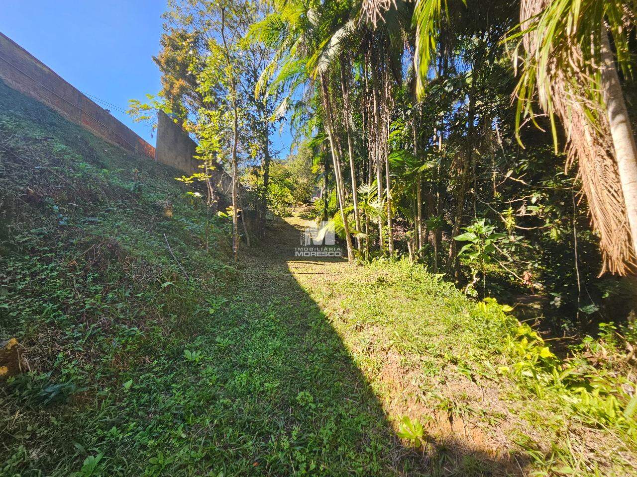 Casa à venda no bairro Santa Luzia: 