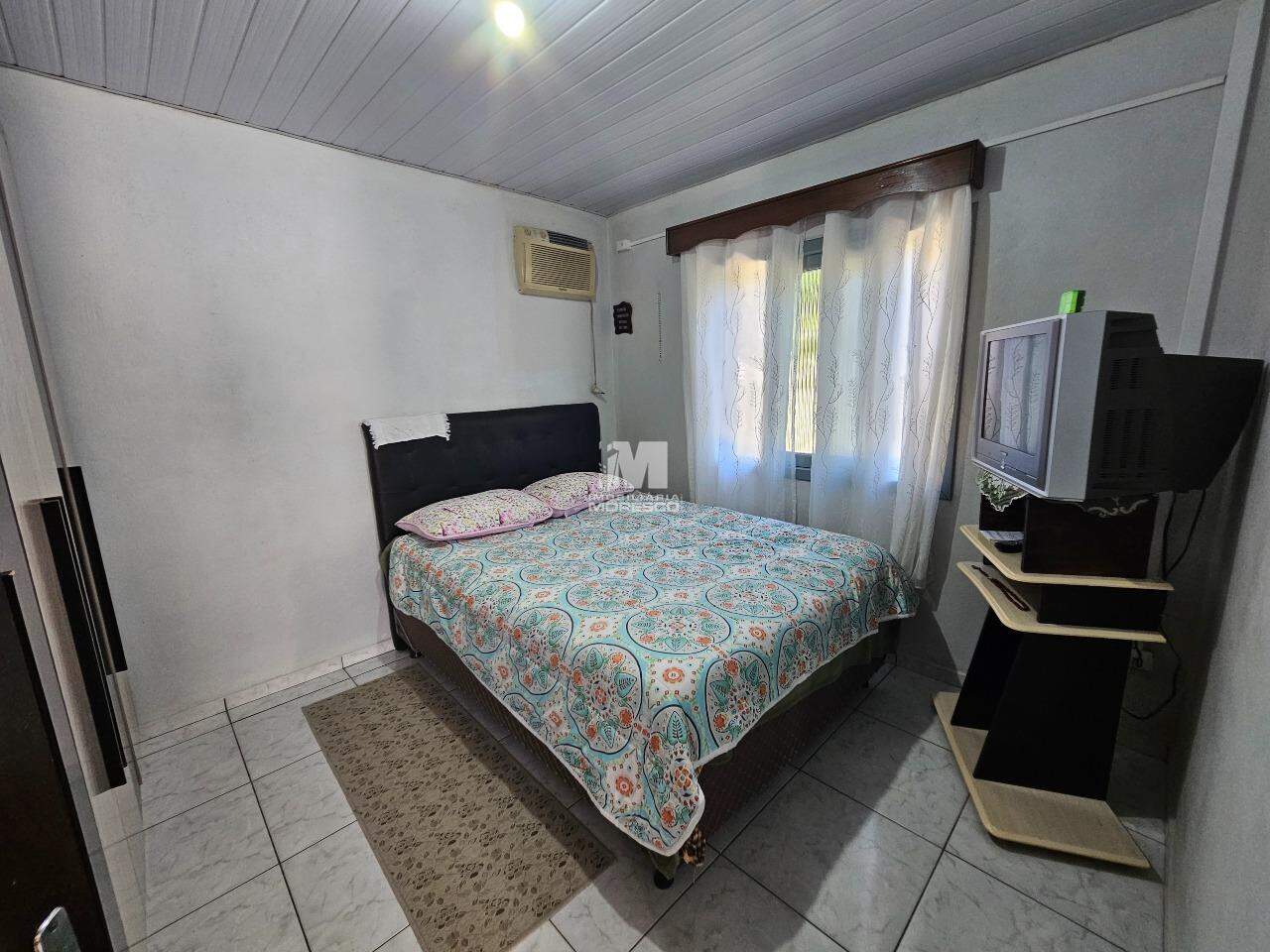 Casa à venda no bairro Santa Luzia: 