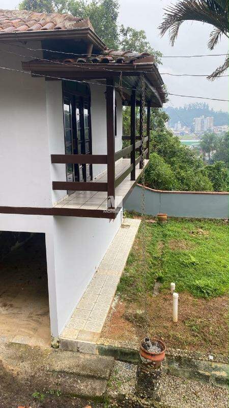 Casa à venda no bairro Steffen: 