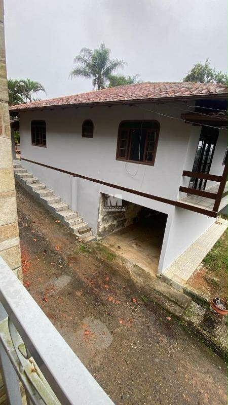 Casa à venda no bairro Steffen: 