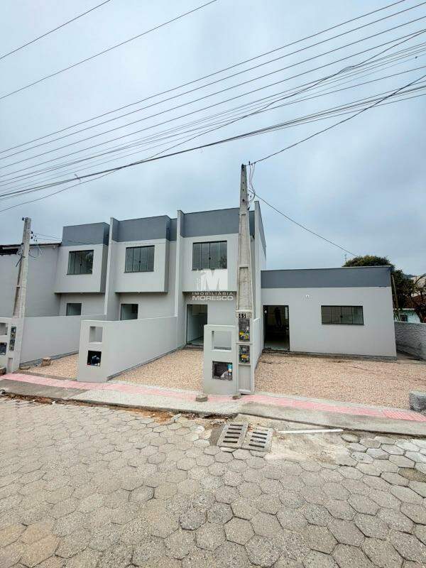 Casa à venda no bairro Águas Claras: 