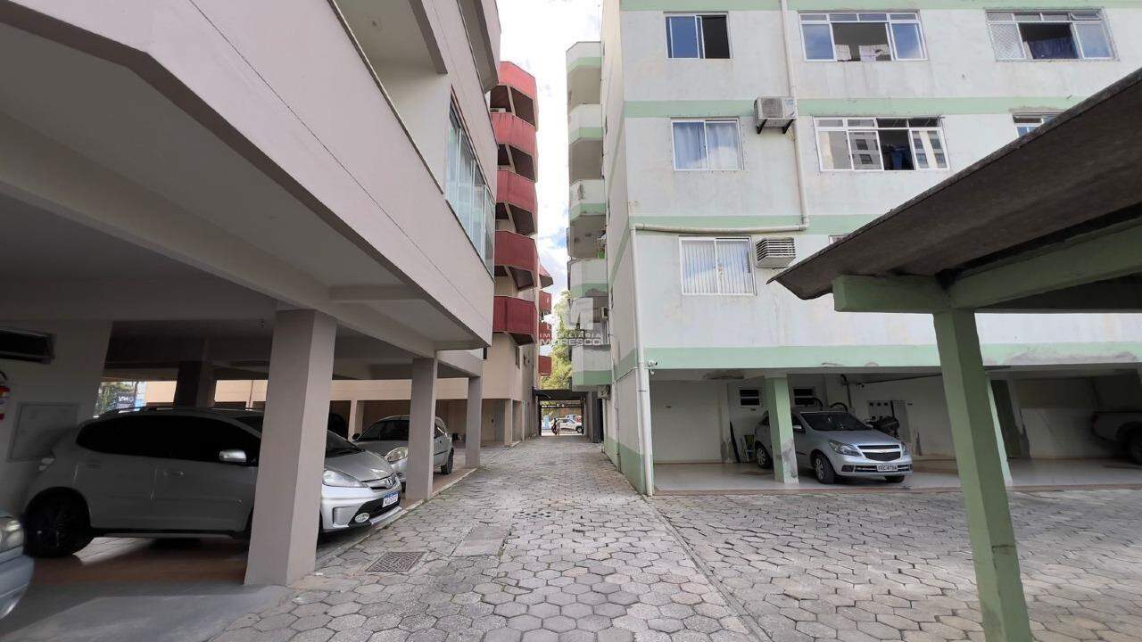 Apartamento para aluguel no bairro Centro: 