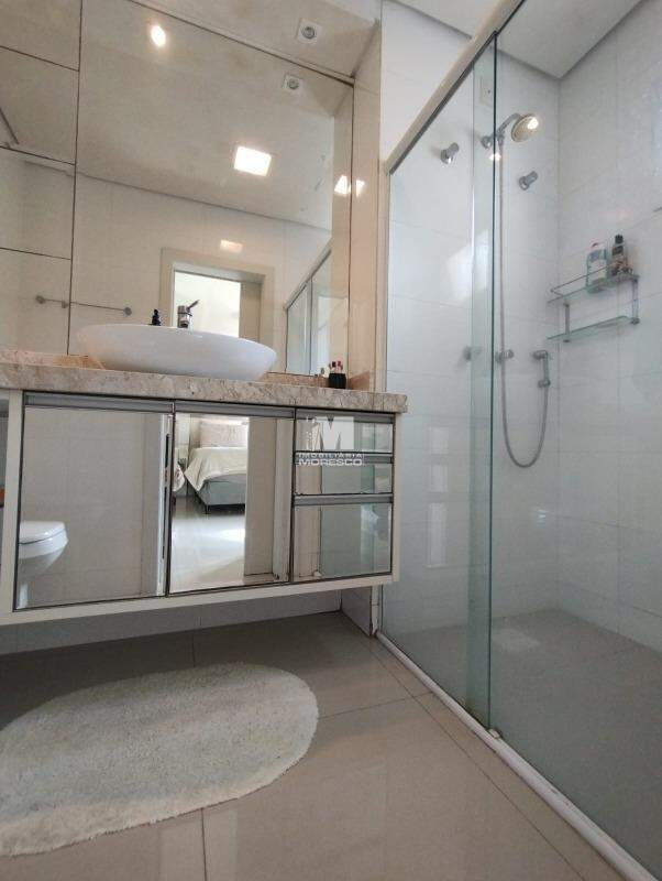 Apartamento à venda no bairro São Luiz: