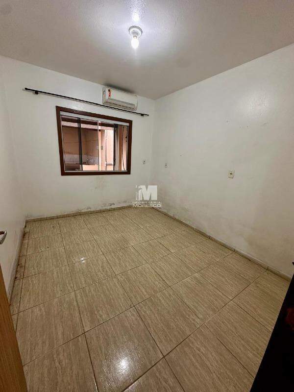 Casa à venda no bairro Dom Joaquim: