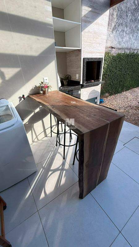 Casa à venda no bairro Limeira: