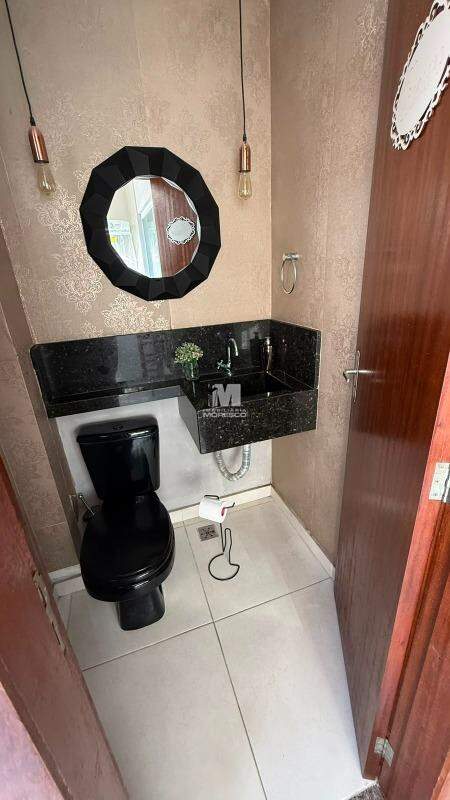 Casa à venda no bairro Limeira: