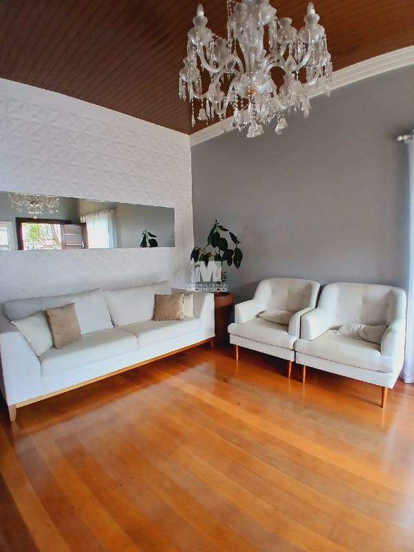 Casa à venda no bairro Paquetá: