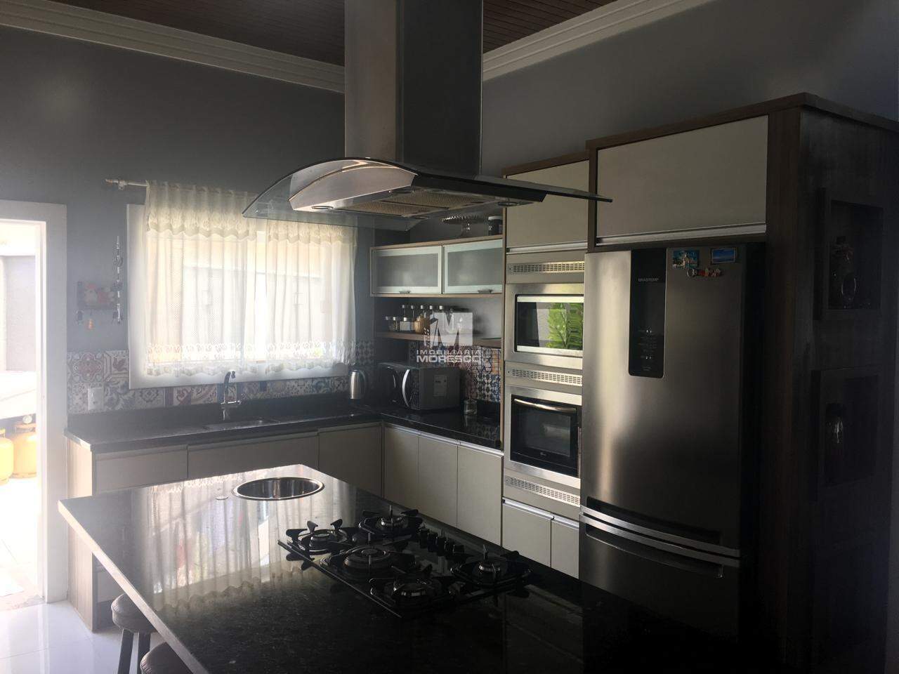 Casa à venda no bairro Paquetá: