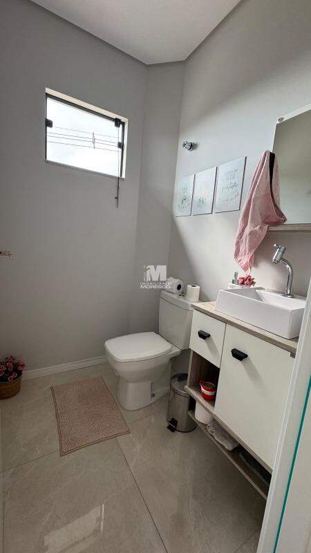 Casa à venda no bairro Aymoré: