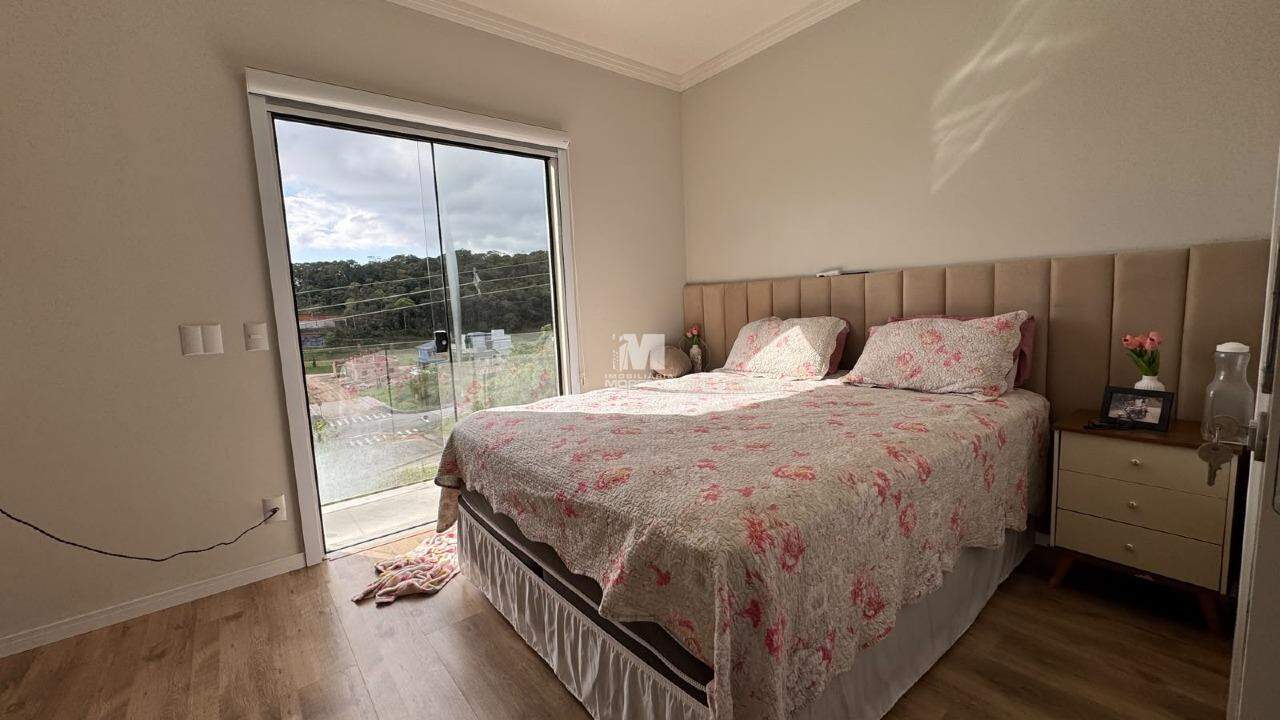 Casa à venda no bairro Aymoré: