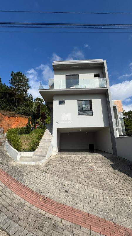 Casa à venda no bairro Aymoré: