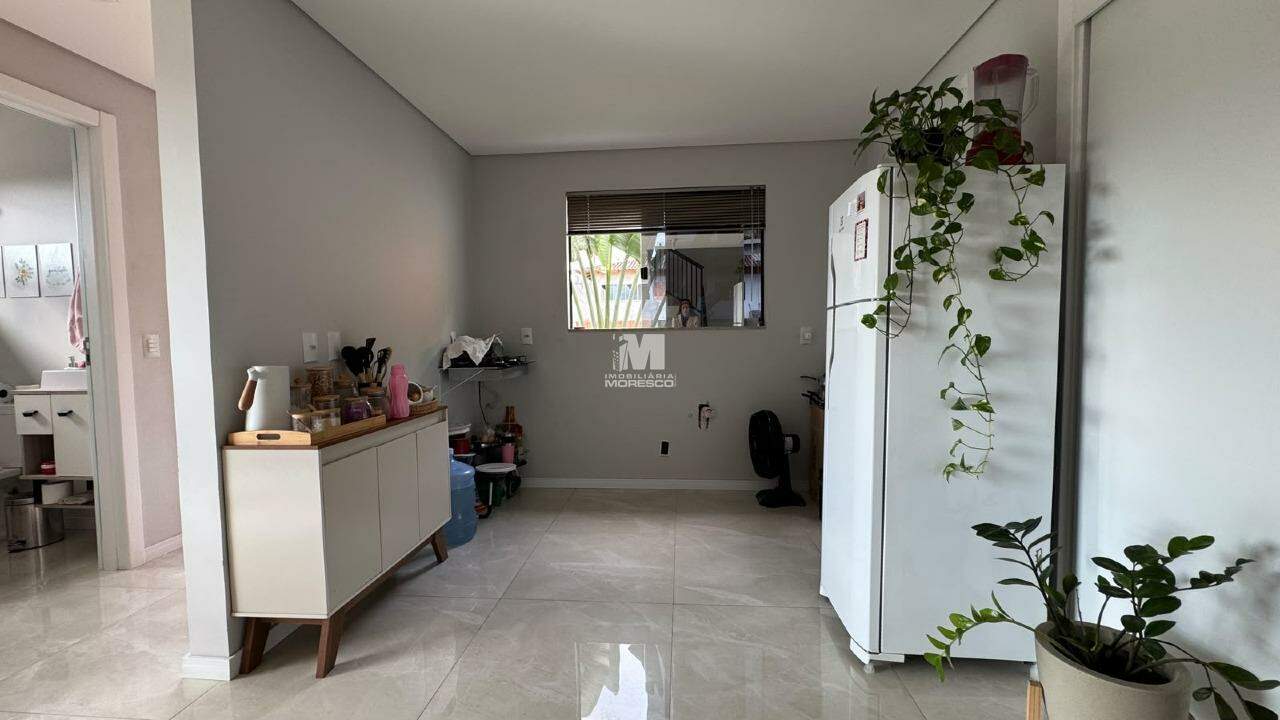 Casa à venda no bairro Aymoré:
