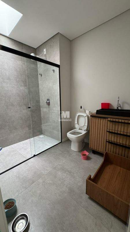 Casa à venda no bairro Aymoré: