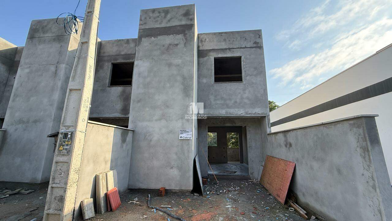 Casa à venda no bairro Dom Joaquim: 