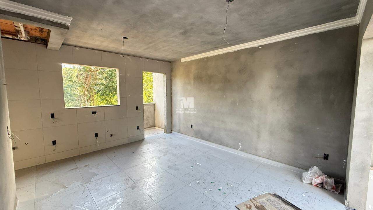 Casa à venda no bairro Dom Joaquim: