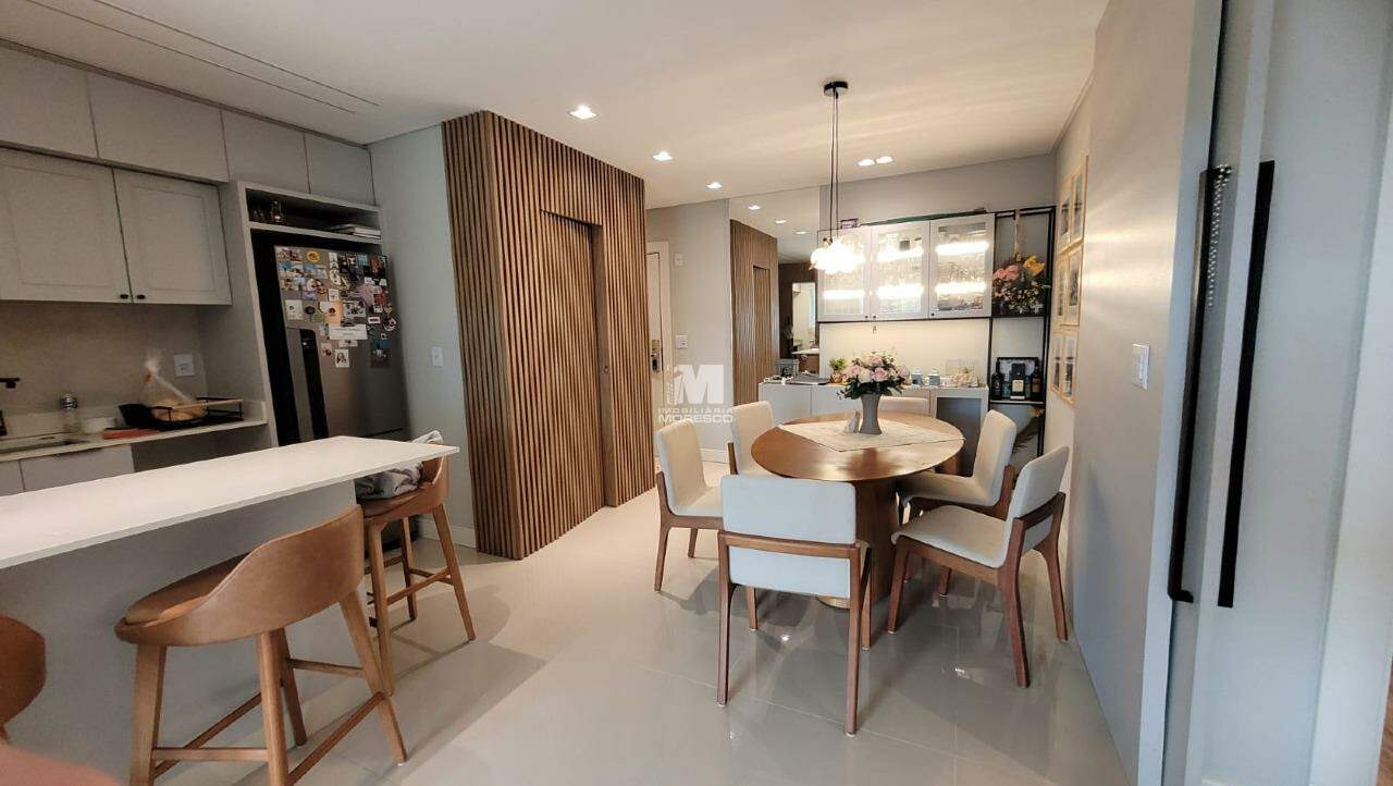 Apartamento à venda no bairro São Luiz: 