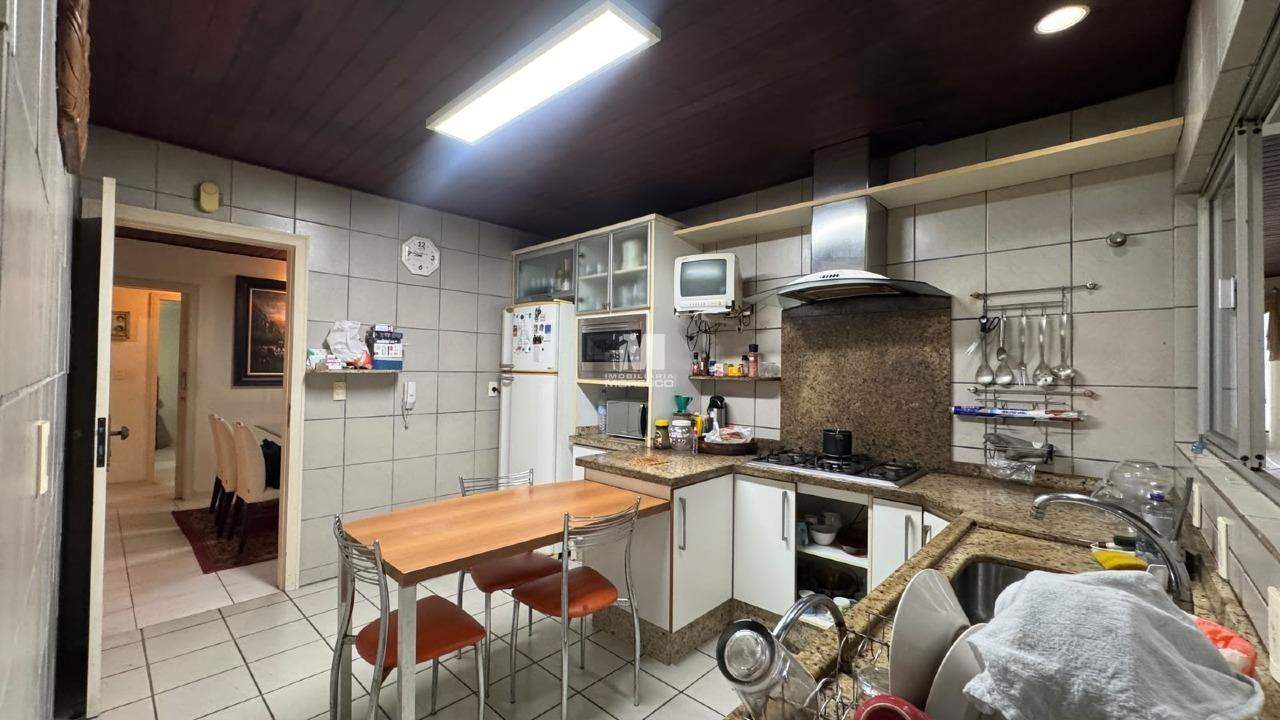 Apartamento à venda no bairro São Luiz: 