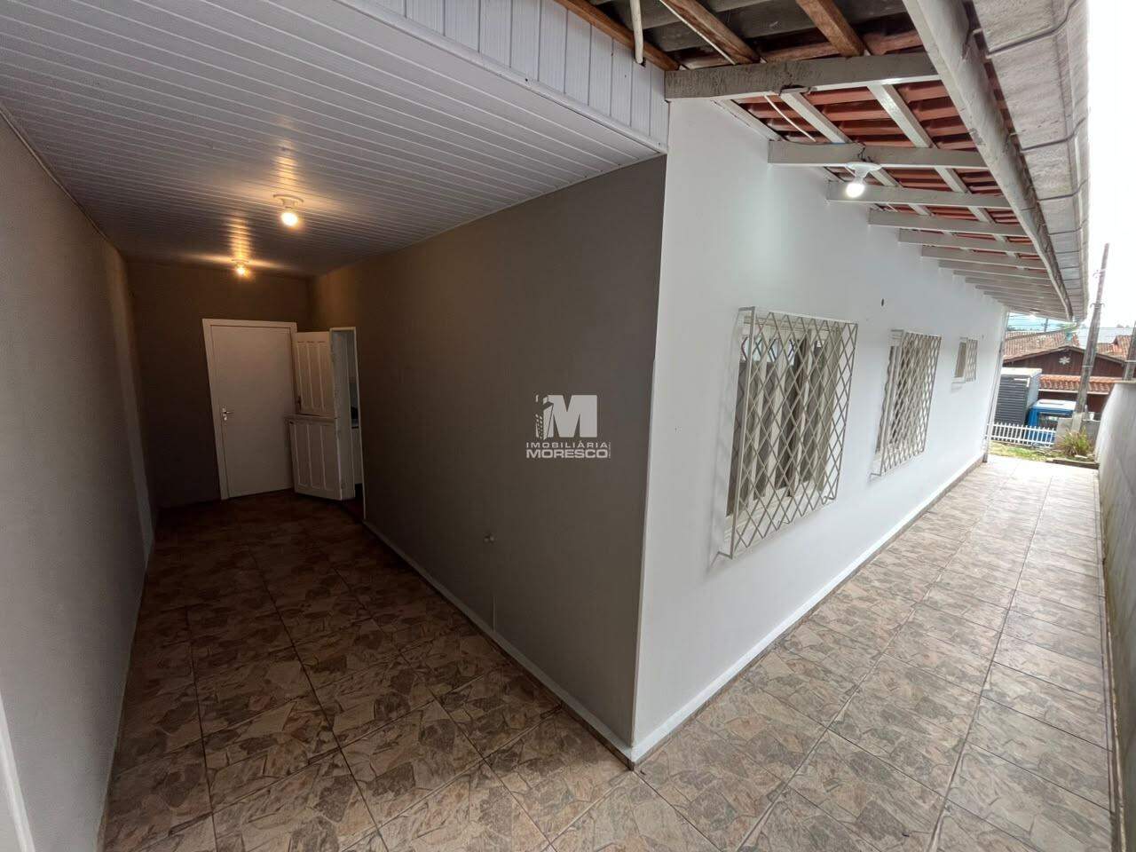 Casa para aluguel no bairro Santa Terezinha: 