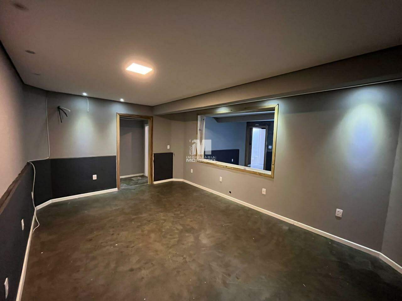 Casa para aluguel no bairro Santa Terezinha: 