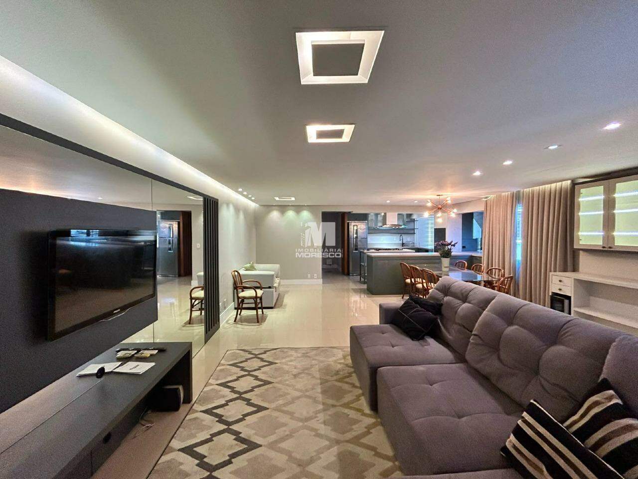 Apartamento para aluguel no bairro Centro: