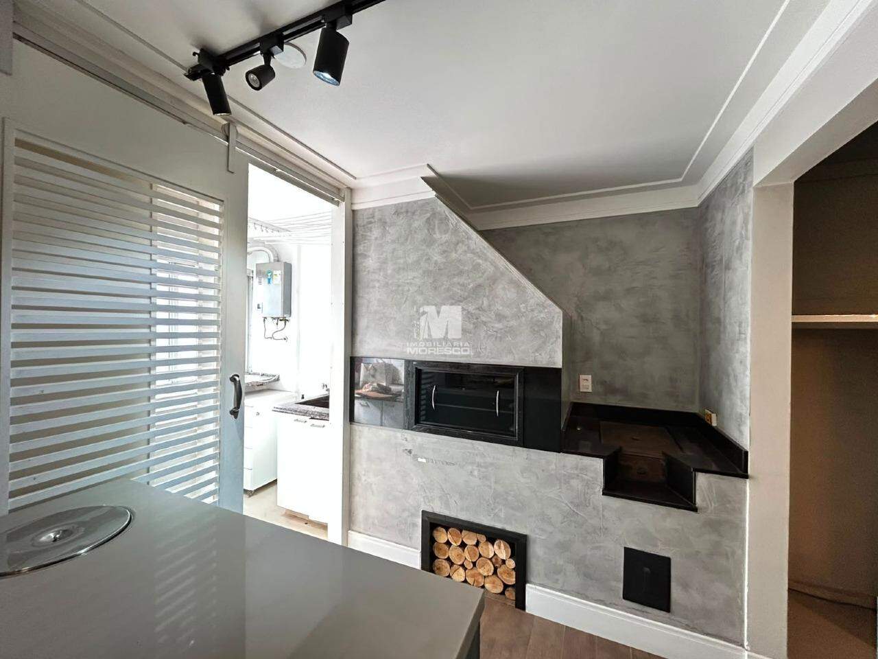 Apartamento para aluguel no bairro Centro: