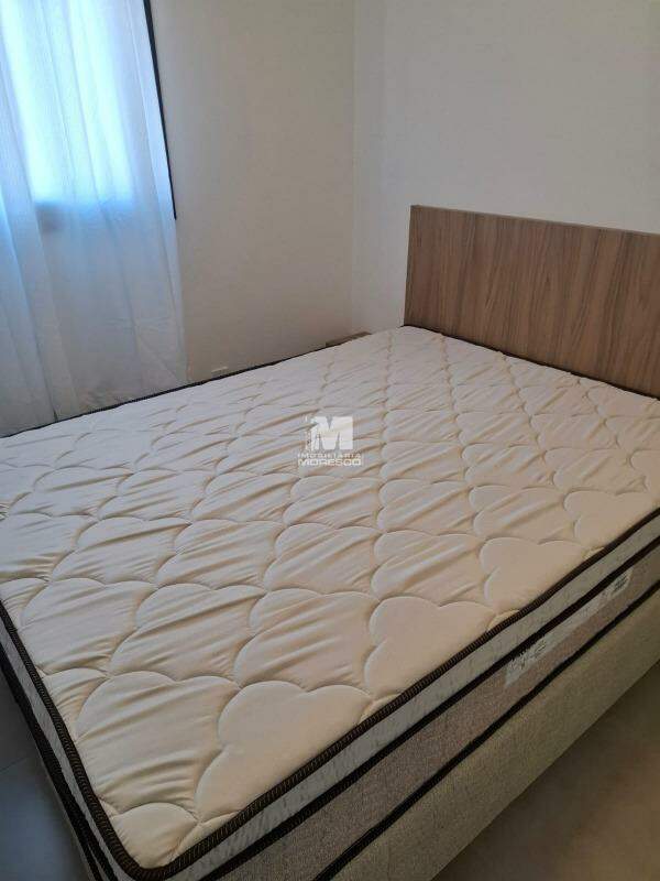 Flat para aluguel no bairro Santa Terezinha: 