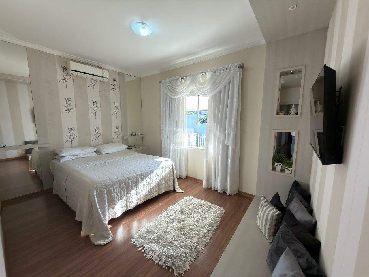 Casa para aluguel no bairro Souza Cruz: 