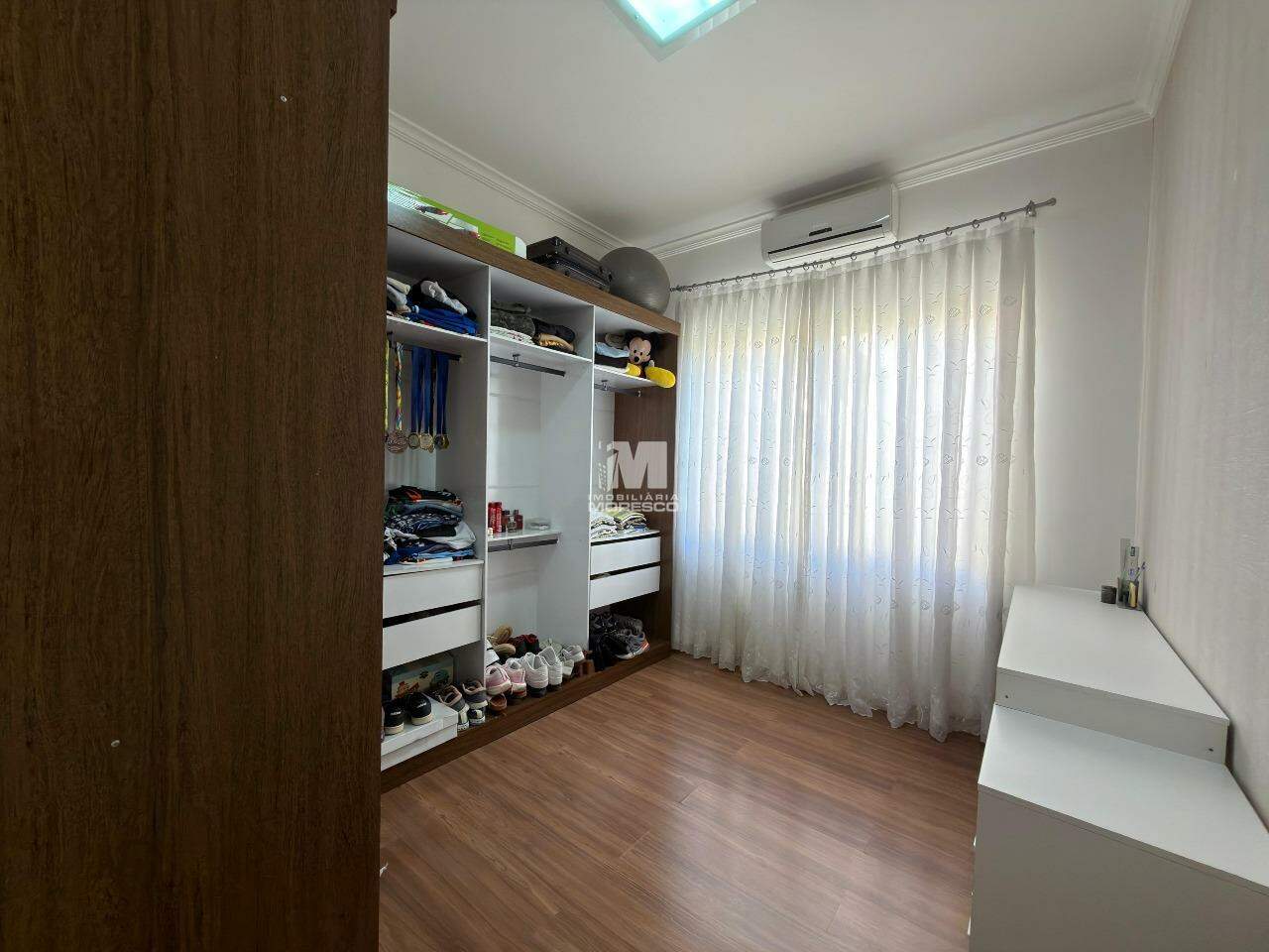 Casa para aluguel no bairro Souza Cruz: 