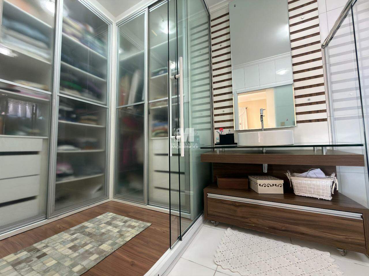 Casa para aluguel no bairro Souza Cruz: 
