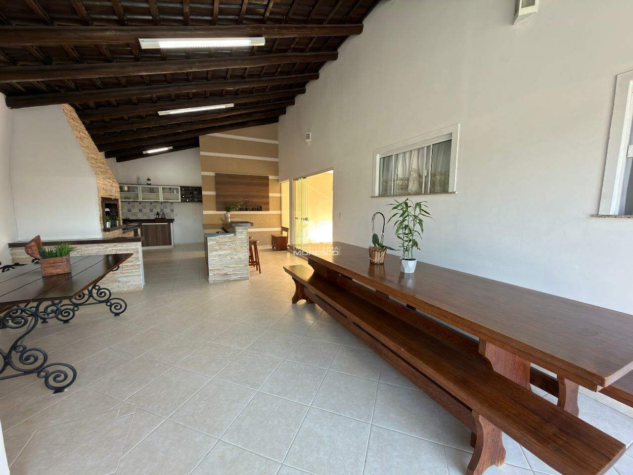 Casa para aluguel no bairro Souza Cruz: 