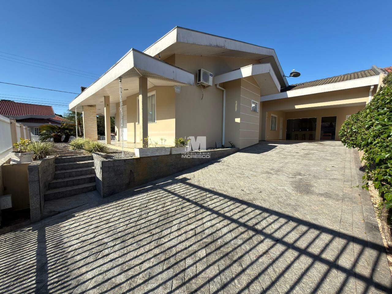 Casa para aluguel no bairro Souza Cruz: 