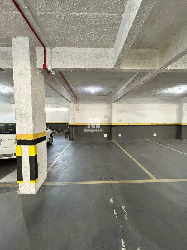 Apartamento para aluguel no bairro Centro: 
