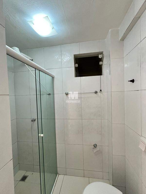 Apartamento para aluguel no bairro Centro: 