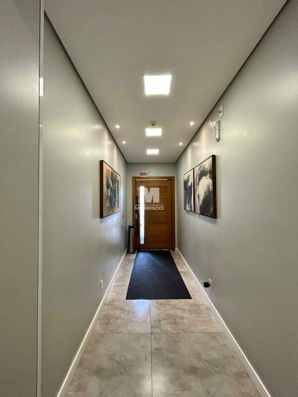 Apartamento para aluguel no bairro Centro: 