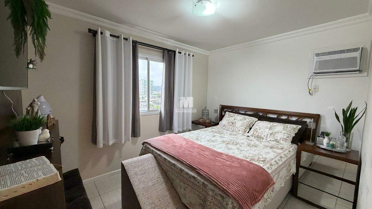 Apartamento à venda no bairro São Luiz: 