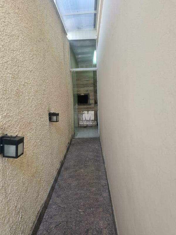 Casa à venda no bairro Dom Joaquim: