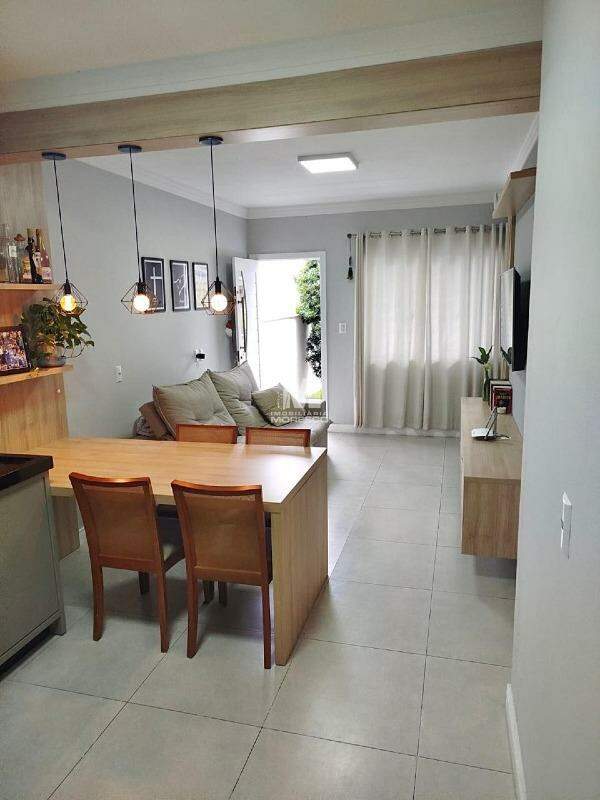 Casa à venda no bairro Dom Joaquim: