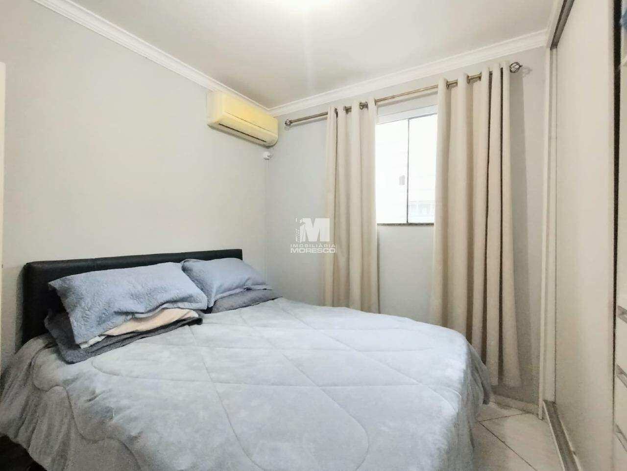 Apartamento à venda no bairro Dom Joaquim: 